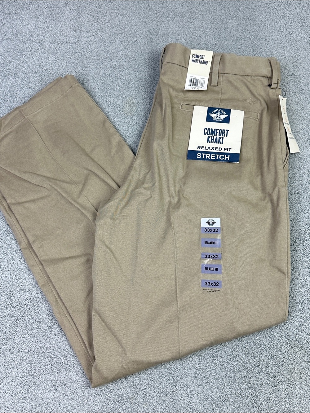 Dockers Signature Khaki Mens 33x32 Relaxed Fit Stretch Chino Flat Front NEW
